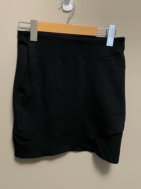 Aritzia Talula Black Stretch Mini Skirt Bodycon Women’s XS